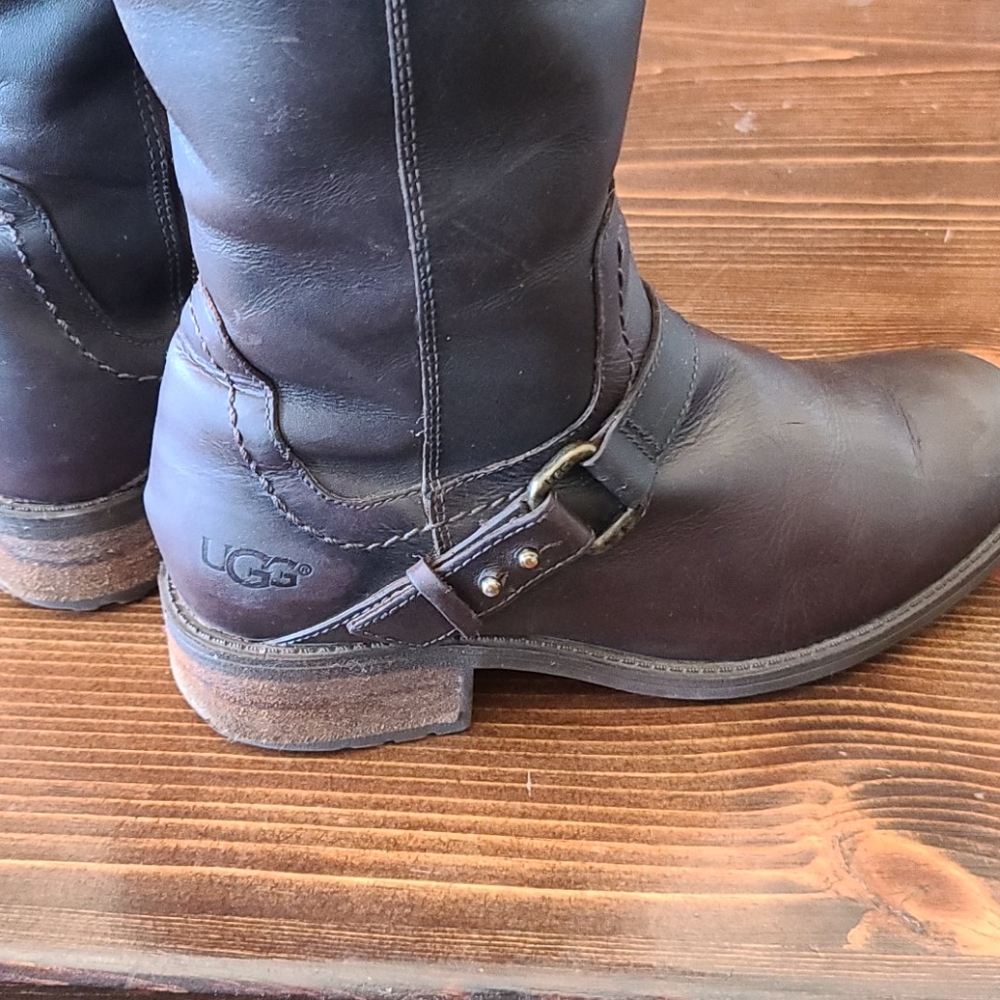 UGG Riding Boots - Picture 4 of 9